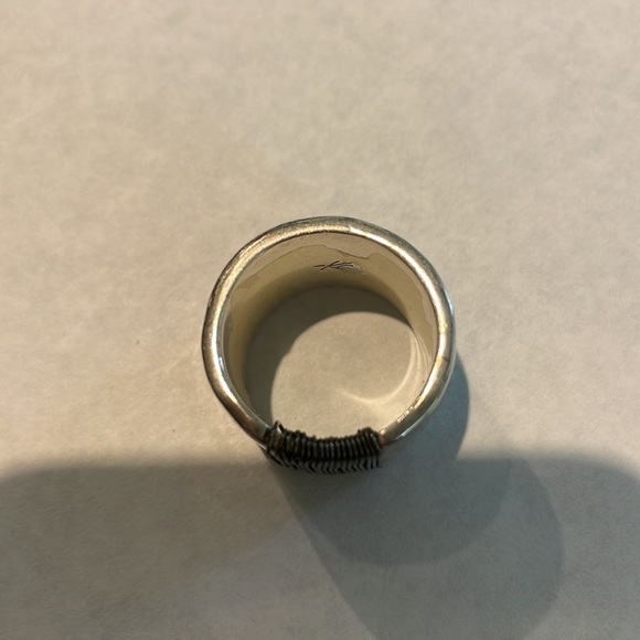 Kenneth Cole silver wrapped chunky ring - Picture 4 of 6